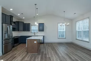 313 Groce Meadow Rd, Taylors, SC 29687 - Photo 11