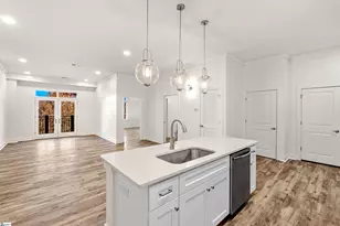 98 E McBee Ave, Greenville, SC 29601 - Photo 11