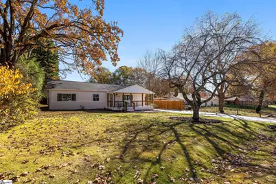 208 Meridian Avenue, Taylors, SC 29687 - Photo 3