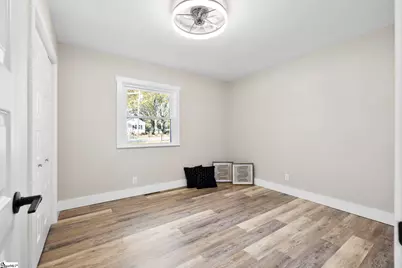 208 Meridian Avenue, Taylors, SC 29687 - Photo 17