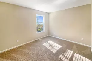 139 Castleton Cir, Boiling Springs, SC 29316 - Photo 13