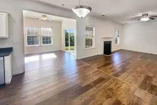 139 Castleton Cir, Boiling Springs, SC 29316 - Photo 11