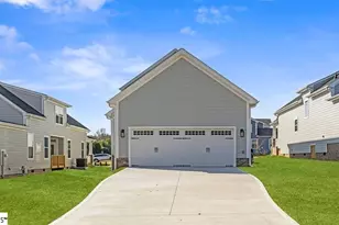 829 Sweet William Rd, Spartanburg, SC 29301 - Photo 33