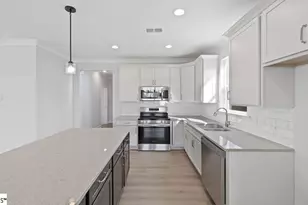 833 Sweet William Rd, Spartanburg, SC 29301 - Photo 11