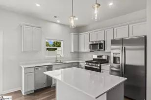 145 Randwick Ln, Greer, SC 29651 - Photo 3