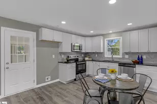 102 Pamela Dr, Williamston, SC 29697 - Photo 5