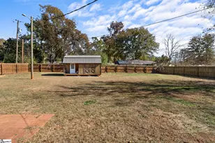 105 Meadowbrook Dr, Anderson, SC 29626 - Photo 15