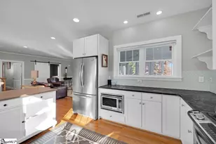 10 N Avondale Dr, Greenville, SC 29609 - Photo 19