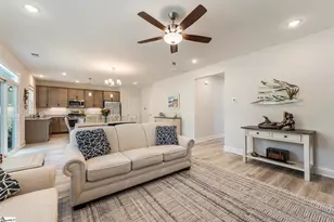 204 Ridgepark Ln, Greenville, SC 29607 - Photo 9