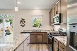 204 Ridgepark Ln, Greenville, SC 29607 - Photo 15