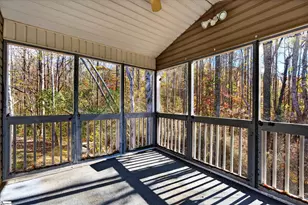 353 Marble Ln, Boiling Springs, SC 29316 - Photo 15