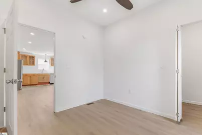 26 Pearl Street, Ware Shoals, SC 29692 - Photo 15