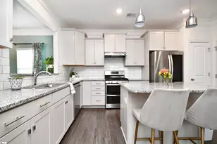 340 Arnold Mill Rd, Simpsonville, SC 29680 - Photo 3