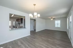 221 Waltham Ct, Greenville, SC 29617 - Photo 5