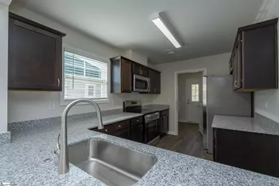 207 Waltham Court, Greenville, SC 29617 - Photo 7