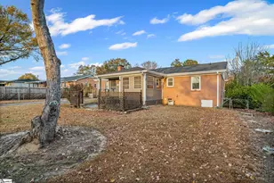 404 Reeves Dr, Simpsonville, SC 29681 - Photo 33