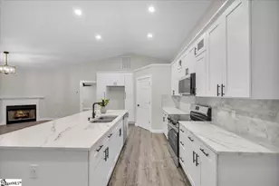 1841 Hudson Rd, Greer, SC 29650 - Photo 7