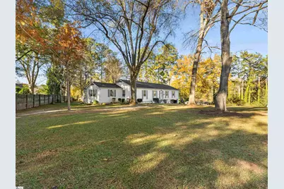 105 Wedgewood Drive, Laurens, SC 29360 - Photo 3