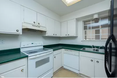 925 Cleveland Street #Unit 165, Greenville, SC 29601 - Photo 13