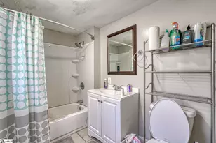 22 Taylor St, Greenville, SC 29605 - Photo 9