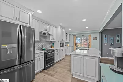 105 Hillpine Drive, Simpsonville, SC 29681 - Photo 11