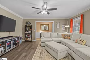 105 Hillpine Dr, Simpsonville, SC 29681 - Photo 5