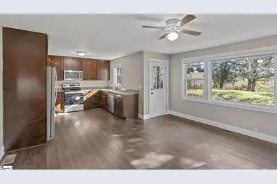 24 North Harbor Drive, Greenville, SC 29611 - Photo 9