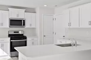 134 Bobbin Rd, Greenville, SC 29611 - Photo 11