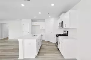 123 Bobbin Rd, Greenville, SC 29611 - Photo 13
