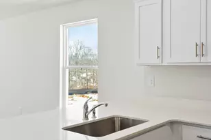 132 Bobbin Rd, Greenville, SC 29611 - Photo 15