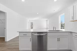 132 Bobbin Rd, Greenville, SC 29611 - Photo 17