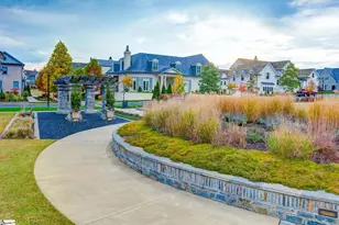 315 Baron Dr, Greenville, SC 29615 - Photo 13