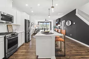 11 Reames Ct, Greenville, SC 29611 - Photo 5