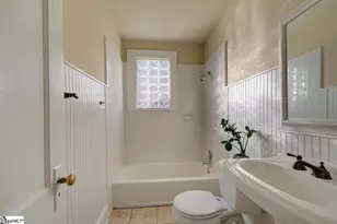 204 Long Hill St, Greenville, SC 29605 - Photo 15