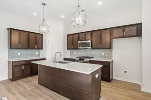 7018 New Horizons Ln, Boiling Springs, SC 29316 - Photo 5