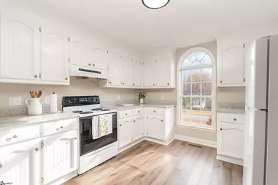 108 Brooke Lee Circle, Taylors, SC 29687 - Photo 9