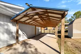 219 Baldwin Cir, Mauldin, SC 29662 - Photo 3