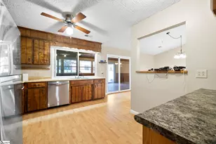 219 Baldwin Cir, Mauldin, SC 29662 - Photo 9