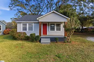 102 Milliken St, Laurens, SC 29360 - Photo 1