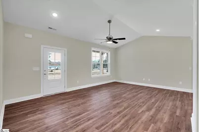 153 Eastview Road, Pelzer, SC 29669 - Photo 7