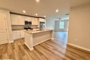 1265 Forestbrook Ln, Spartanburg, SC 29303 - Photo 7