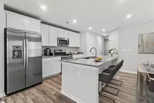 1269 Forestbrook Ln, Spartanburg, SC 29303 - Photo 3