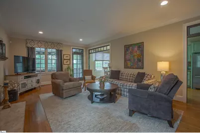 321 W Earle Street, Greenville, SC 29609 - Photo 13