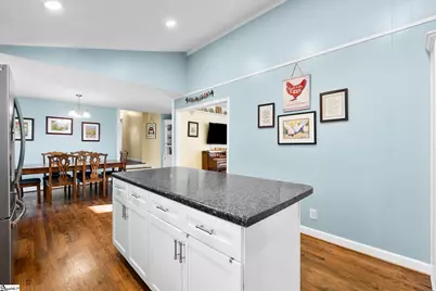 661 Cooley Road, Gray Court, SC 29645 - Photo 9