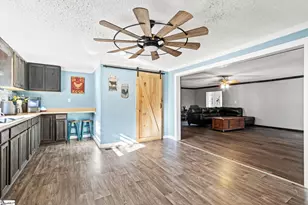 186 Relax St, Waterloo, SC 29384 - Photo 9