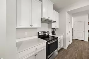 8 Wiltshire Cir, Easley, SC 29642 - Photo 13