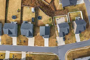 8 Wiltshire Cir, Easley, SC 29642 - Photo 37