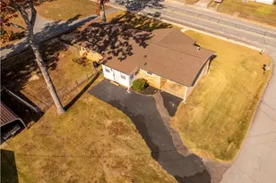 806 S B St, Easley, SC 29640 - Photo 3