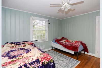 2821 Poinsett Highway, Greenville, SC 29609 - Photo 25