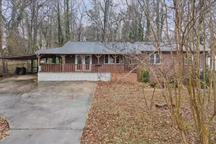 108 Linda Ln, Marietta, SC 29661 - Photo 3